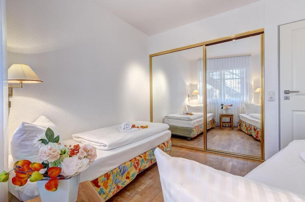 Grosse Schoene 3 Zimmer Ferienwohnung - 100 Qm - In Strandnaehe Fuer 6 Personen!! Heringsdorf (Usedom) Exterior foto