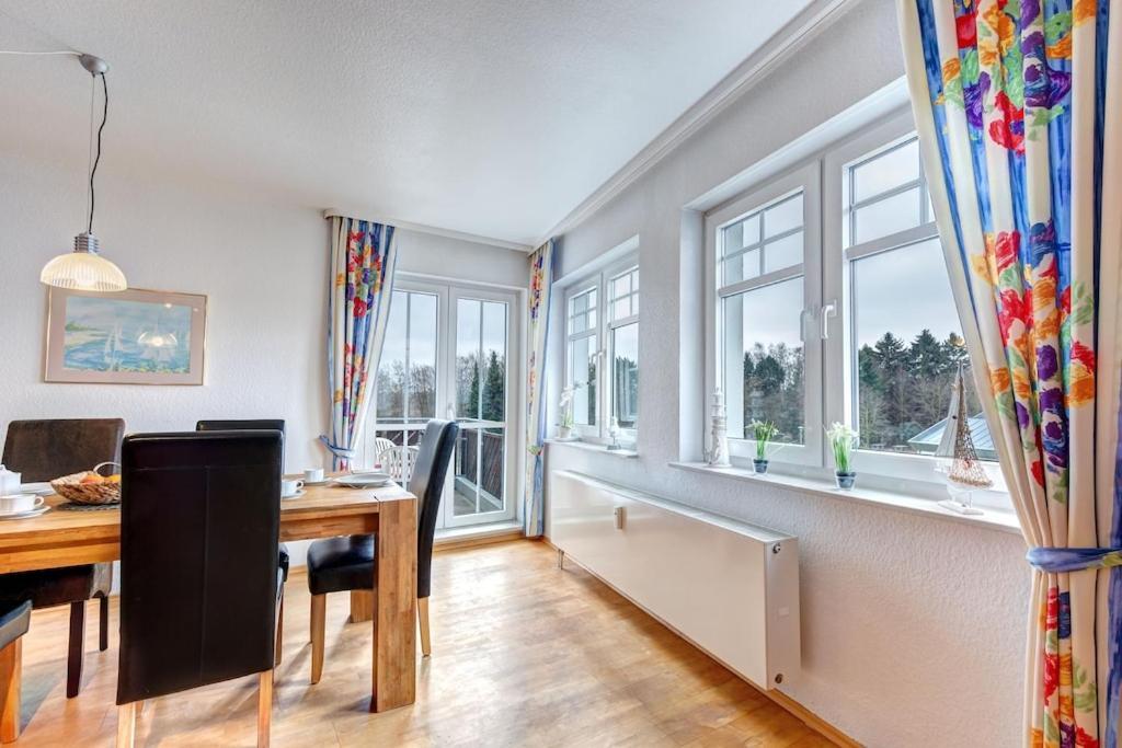Grosse Schoene 3 Zimmer Ferienwohnung - 100 Qm - In Strandnaehe Fuer 6 Personen!! Heringsdorf (Usedom) Exterior foto